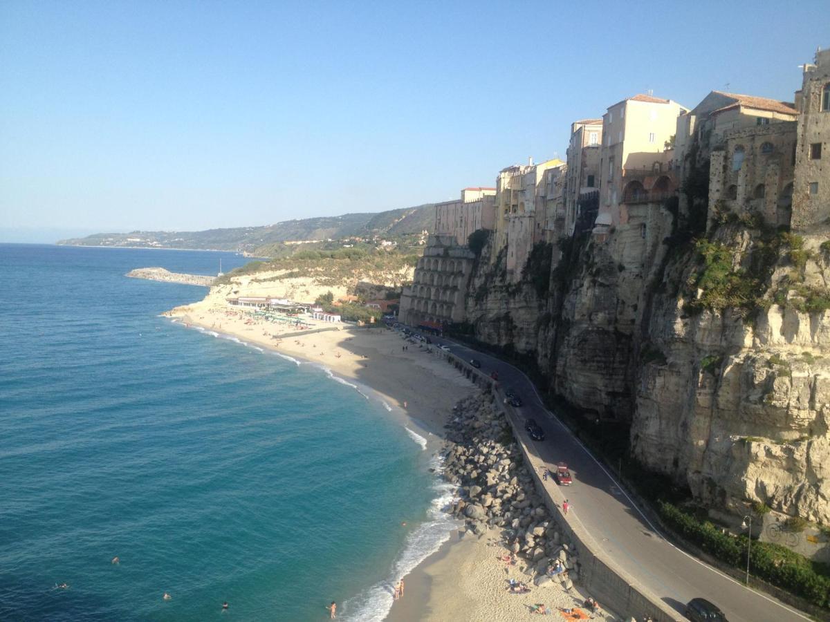 Апартаменты Raggio Di Sole Тропея Экстерьер фото